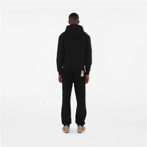 Check Label Cotton Jogging Pants in Black 